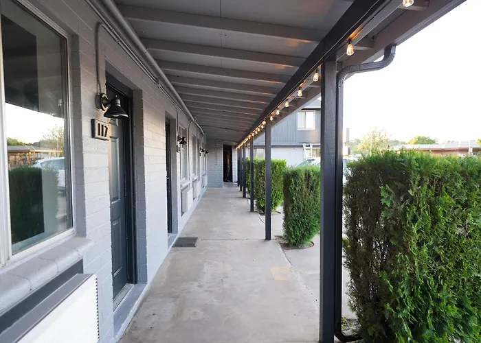 Rim Country Inn - Self Serve Hotel -